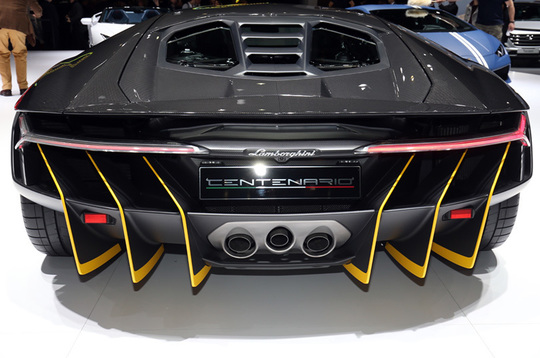 07_lamborghini-centenario.jpg